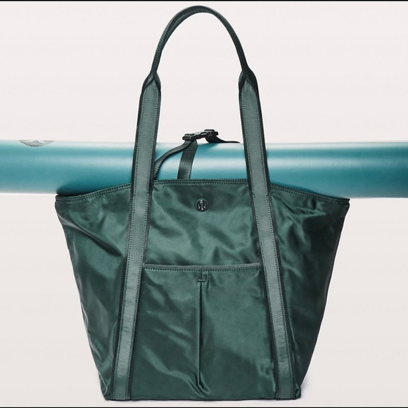 lululemon athletica Handbags - Lululemon Live Free Tote Green SOLDOUT